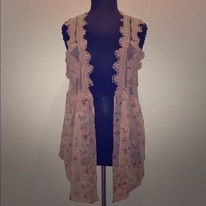 This beauty is waiting for a crowd!